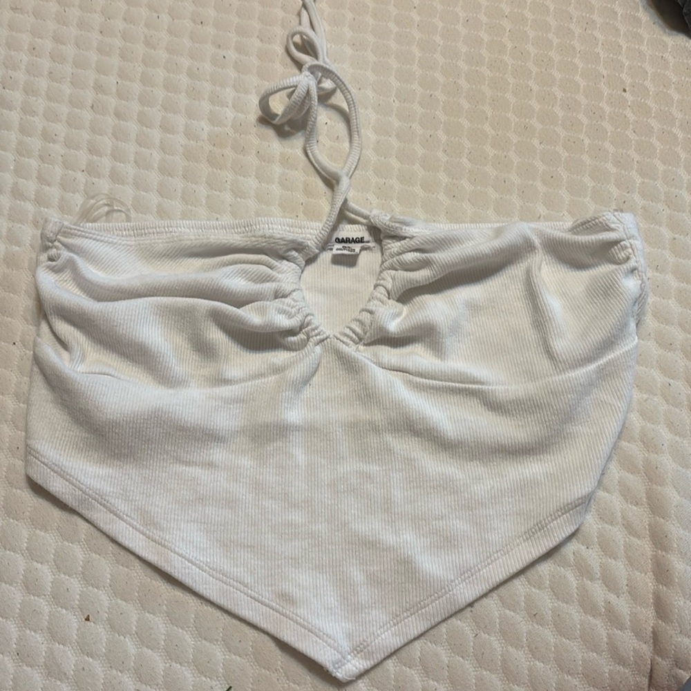 Garage white tie top